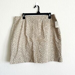 Route 66 Stretch fit woman’s ditzy Floral Skirt size 18 mini earthy side slits